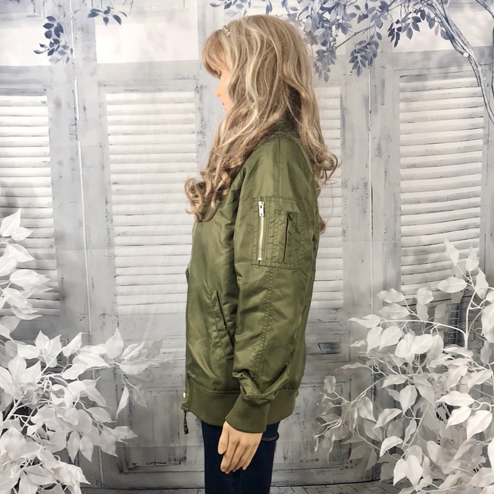 Urban Outfitters Jacket - Picture 2 of 7